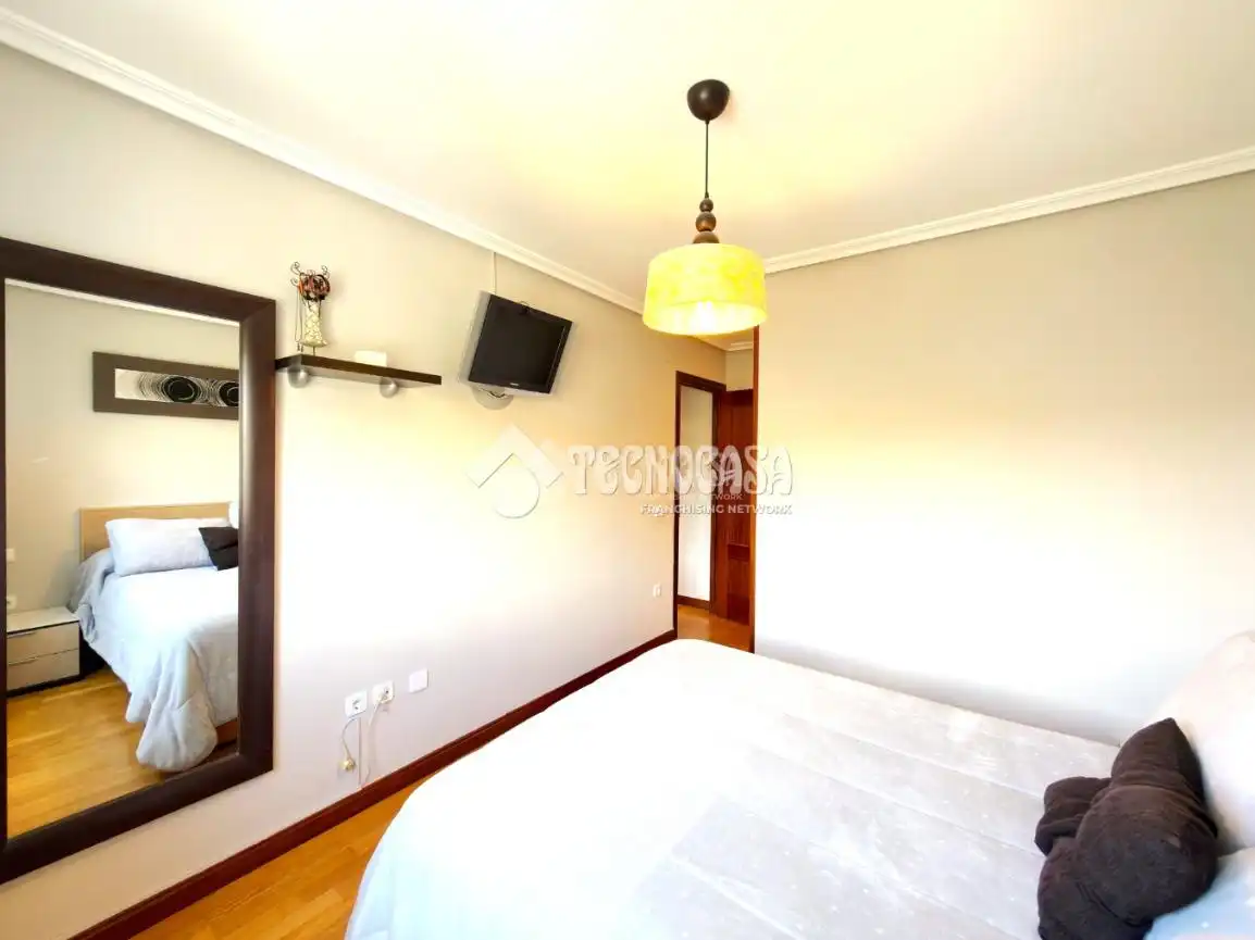 Habitación de Piso en venta en Cuenca con Calefacción, Parquet y Trastero