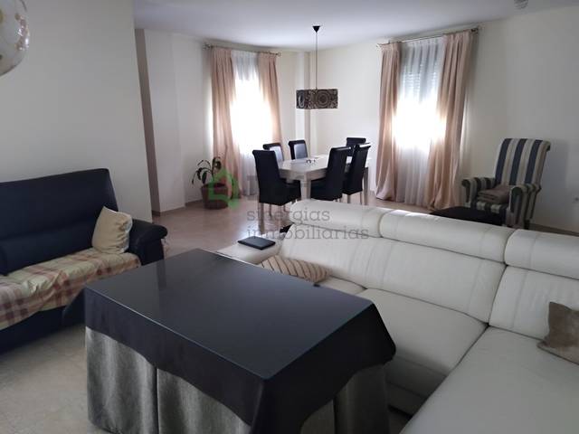 Casa adosada en Venta en Carretera de Sevilla - Los Montitos