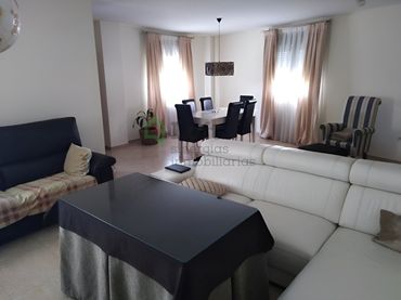 Reihenhaus mit Balkon zum Verkauf in Carretera de Sevilla - Los Montitos