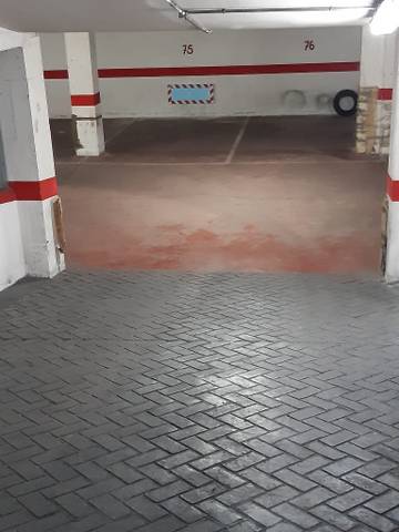 Garaje en Venta en Calle Silvestre Sánchez Sierra en Capuchinos - Glorieta - Ciudad Jardín