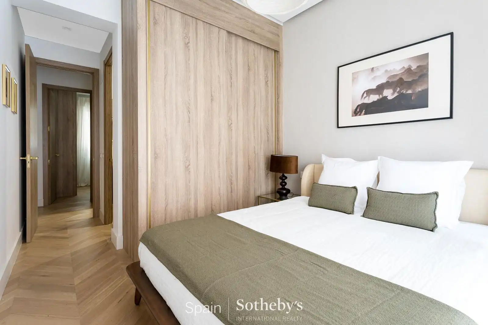 Dormitori de Apartament en venda en Madrid amb Aire condicionat i Calefacció