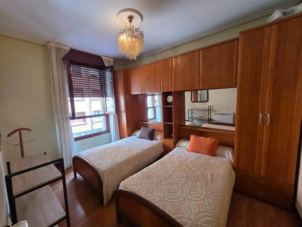 Habitación de Piso en venta en Sestao  con Calefacción