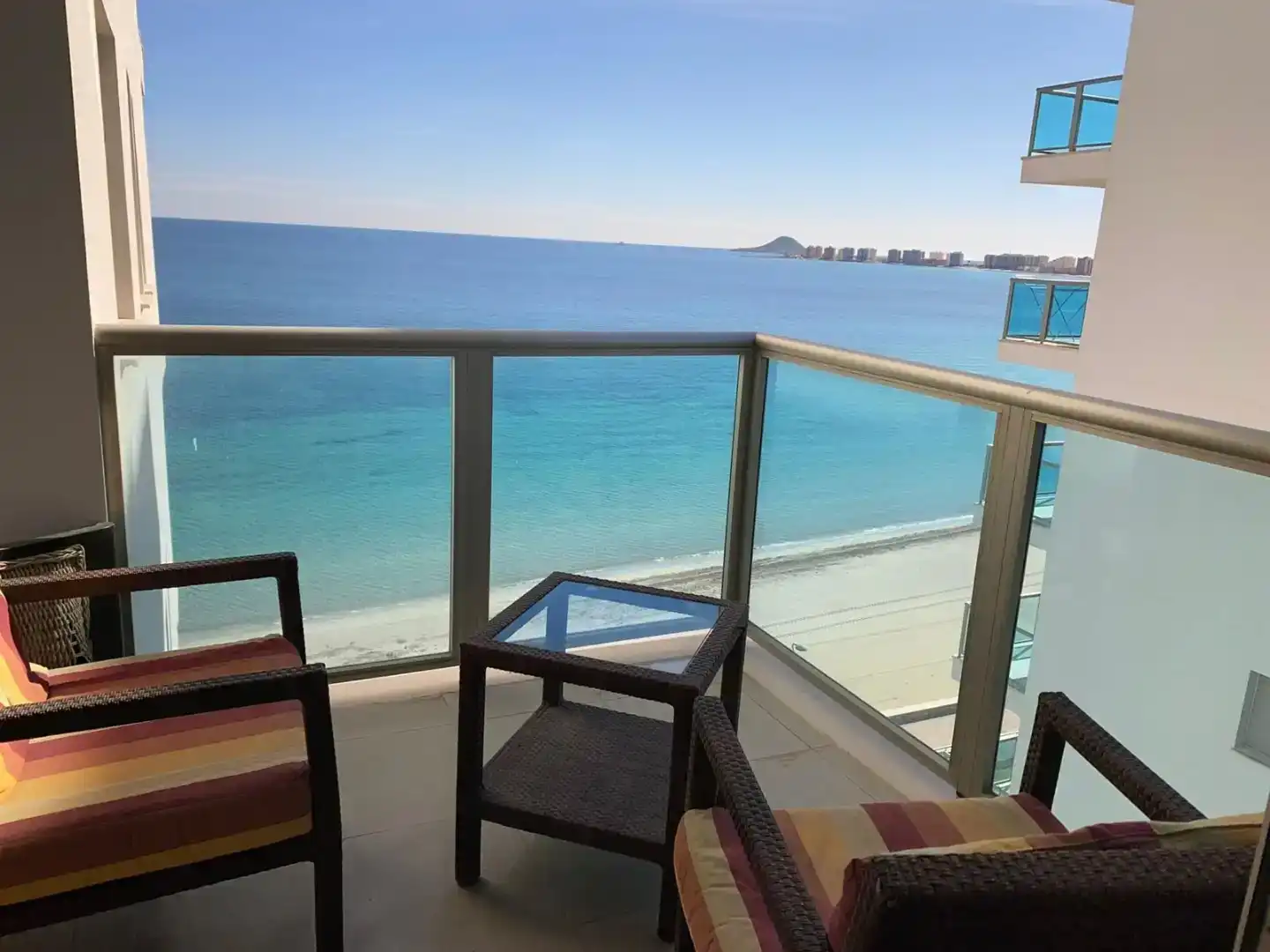 Terrassa de Apartament en venda en La Manga del Mar Menor amb Aire condicionat, Piscina i Balcó