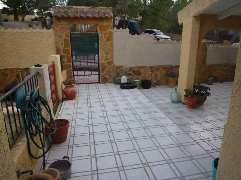 Villa mit Terrasse zum Verkauf in Calle Trevinca 4, imagen 9