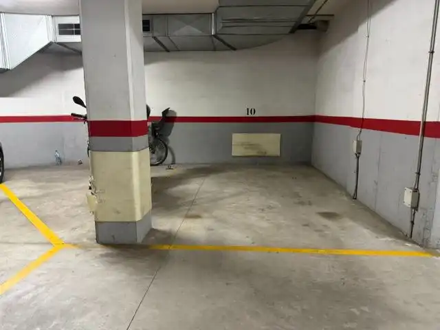 Parking de Garaje de alquiler en Cerdanyola del Vallès