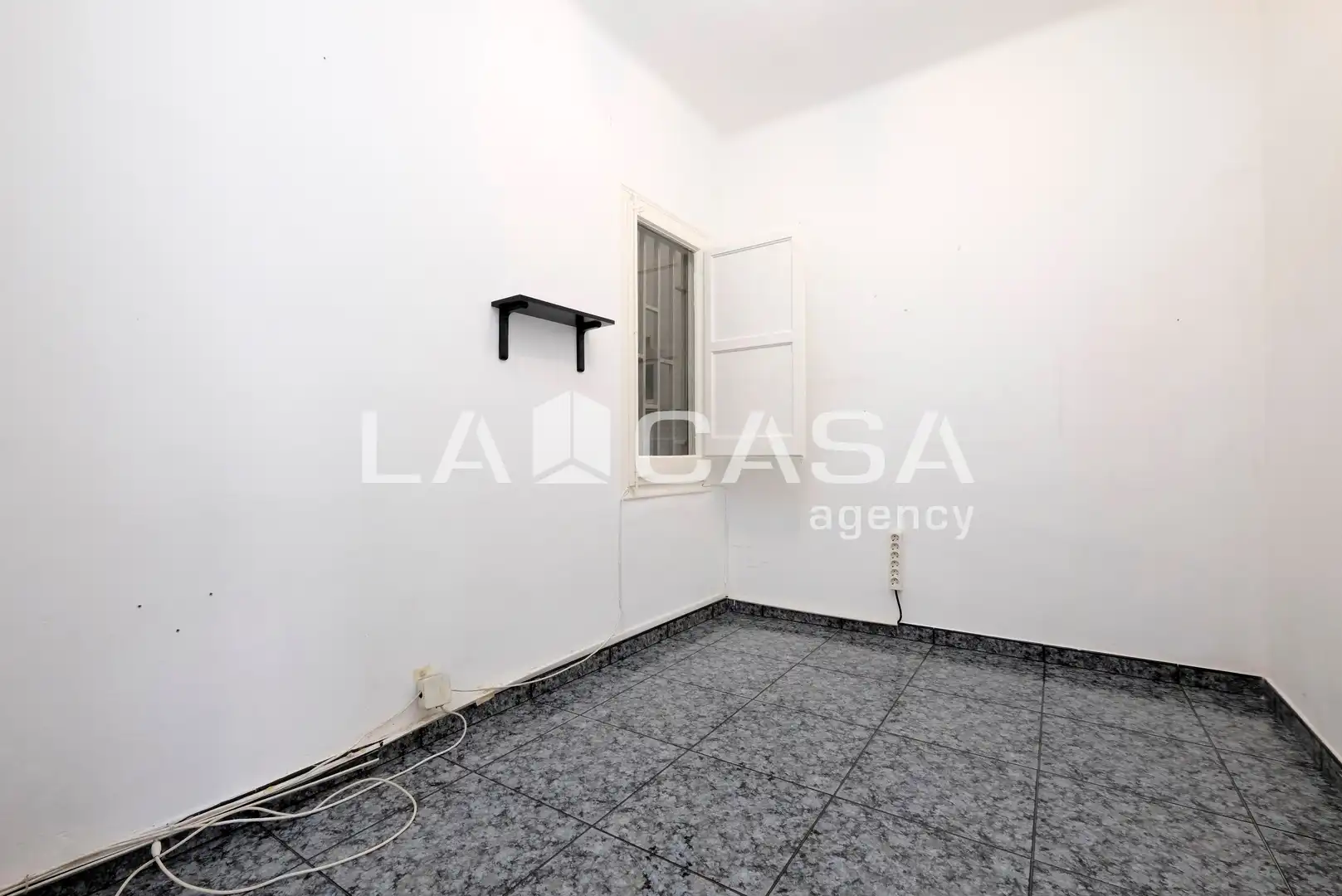 Flat for sale in Barcelona  with Heating and Terrace