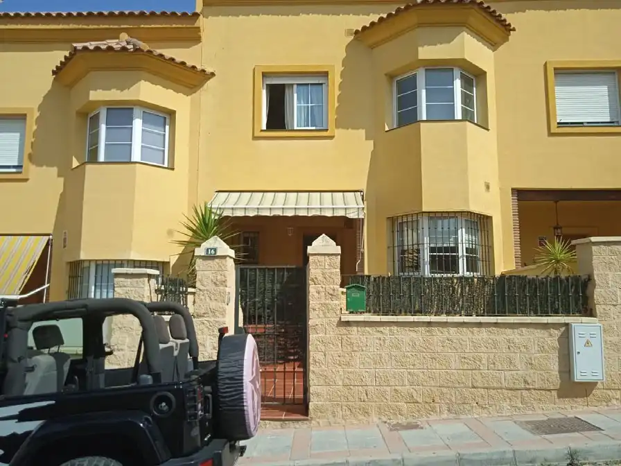 Vista exterior de Casa o xalet en venda en Fuengirola