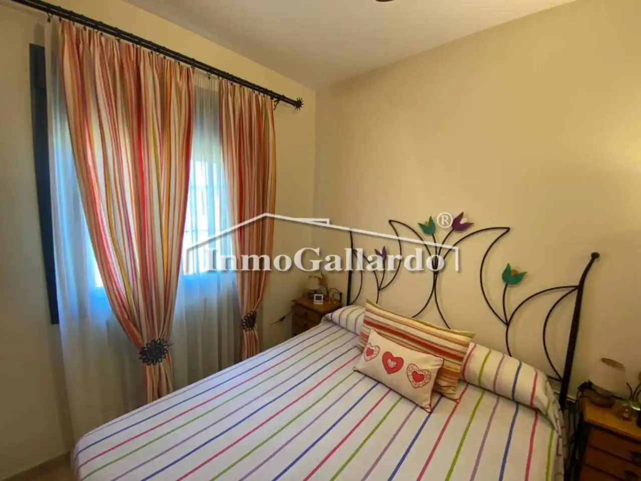 Schlafzimmer von Dachboden zum Verkauf in Rincón de la Victoria mit Klimaanlage, Terrasse und Abstellraum