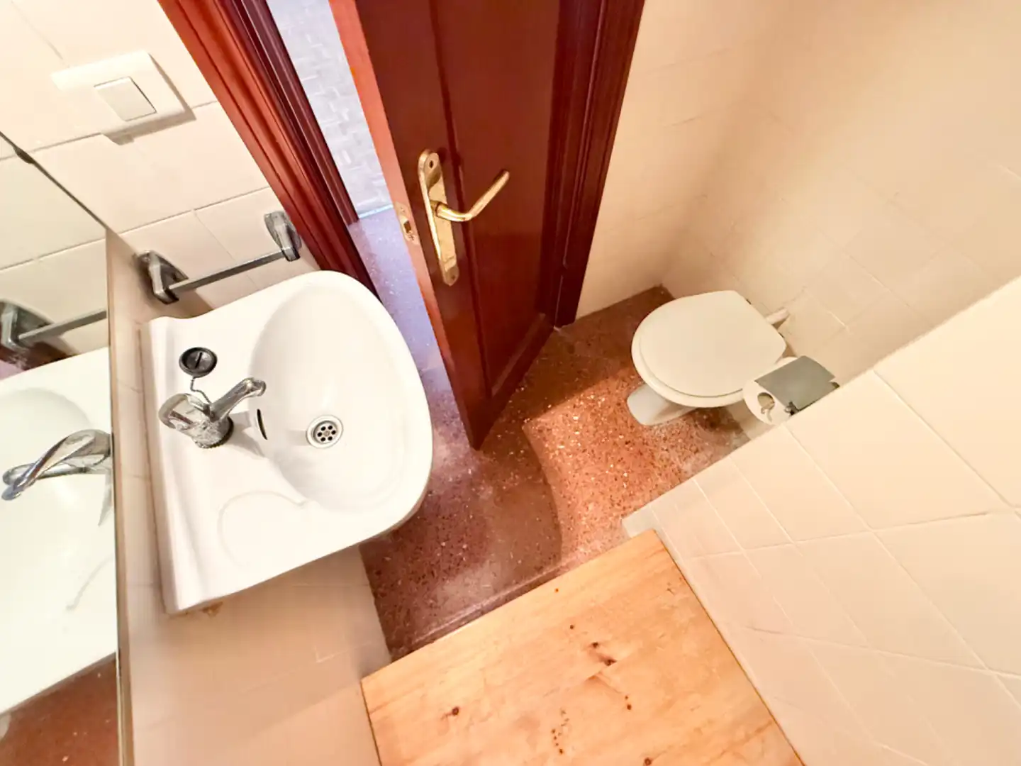Bathroom of Flat for sale in Sant Just Desvern  with Air Conditioner, Heating and Parquet flooring