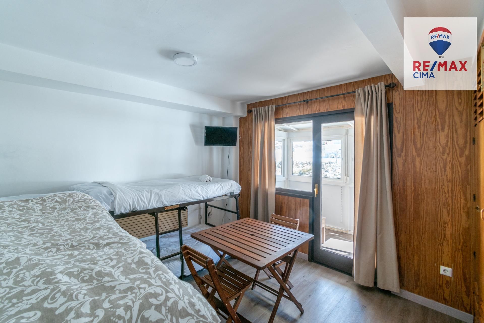 Dormitori de Estudi en venda en Sierra Nevada amb Terrassa