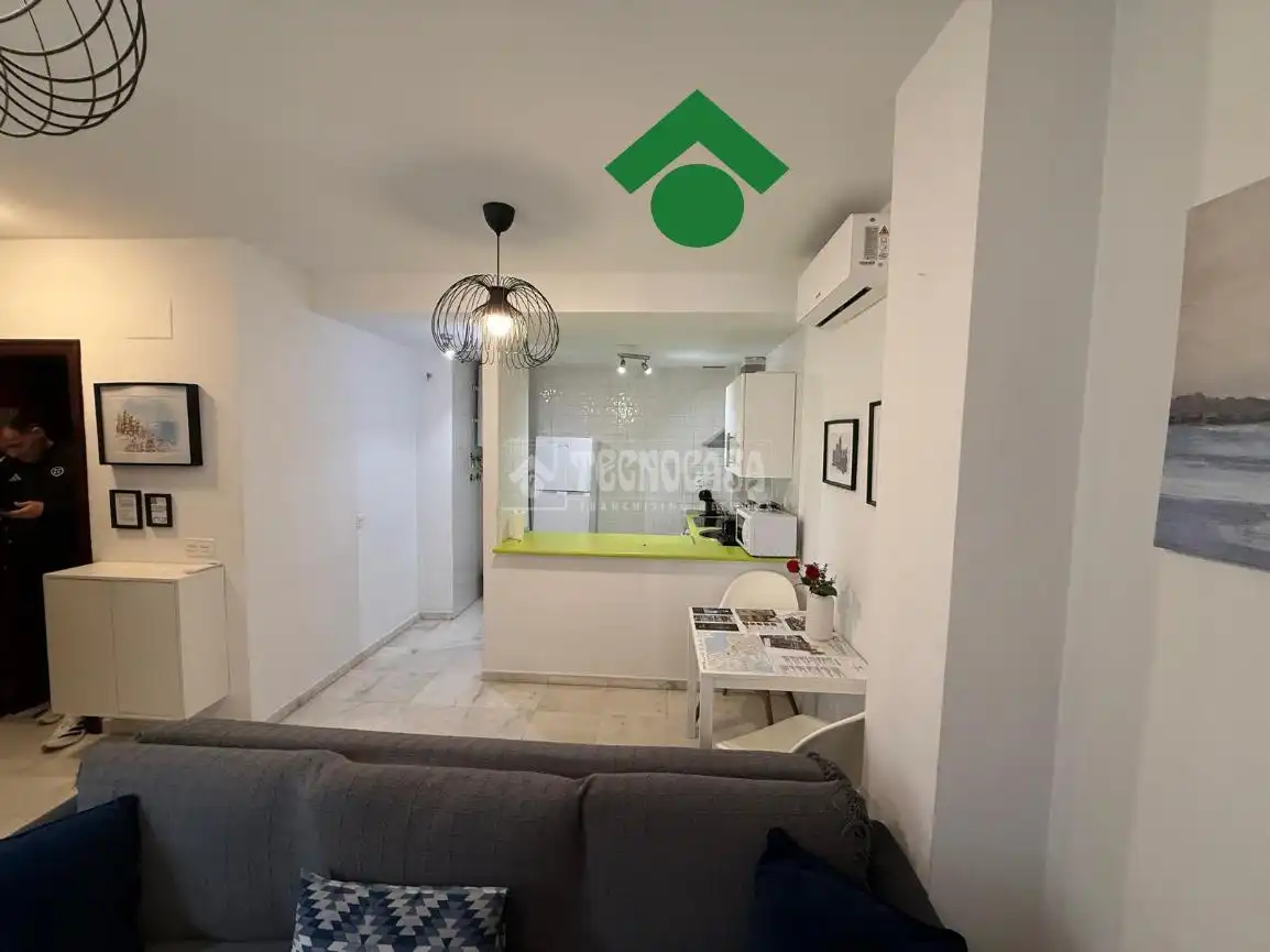 Vista exterior de Piso en venta en Cádiz