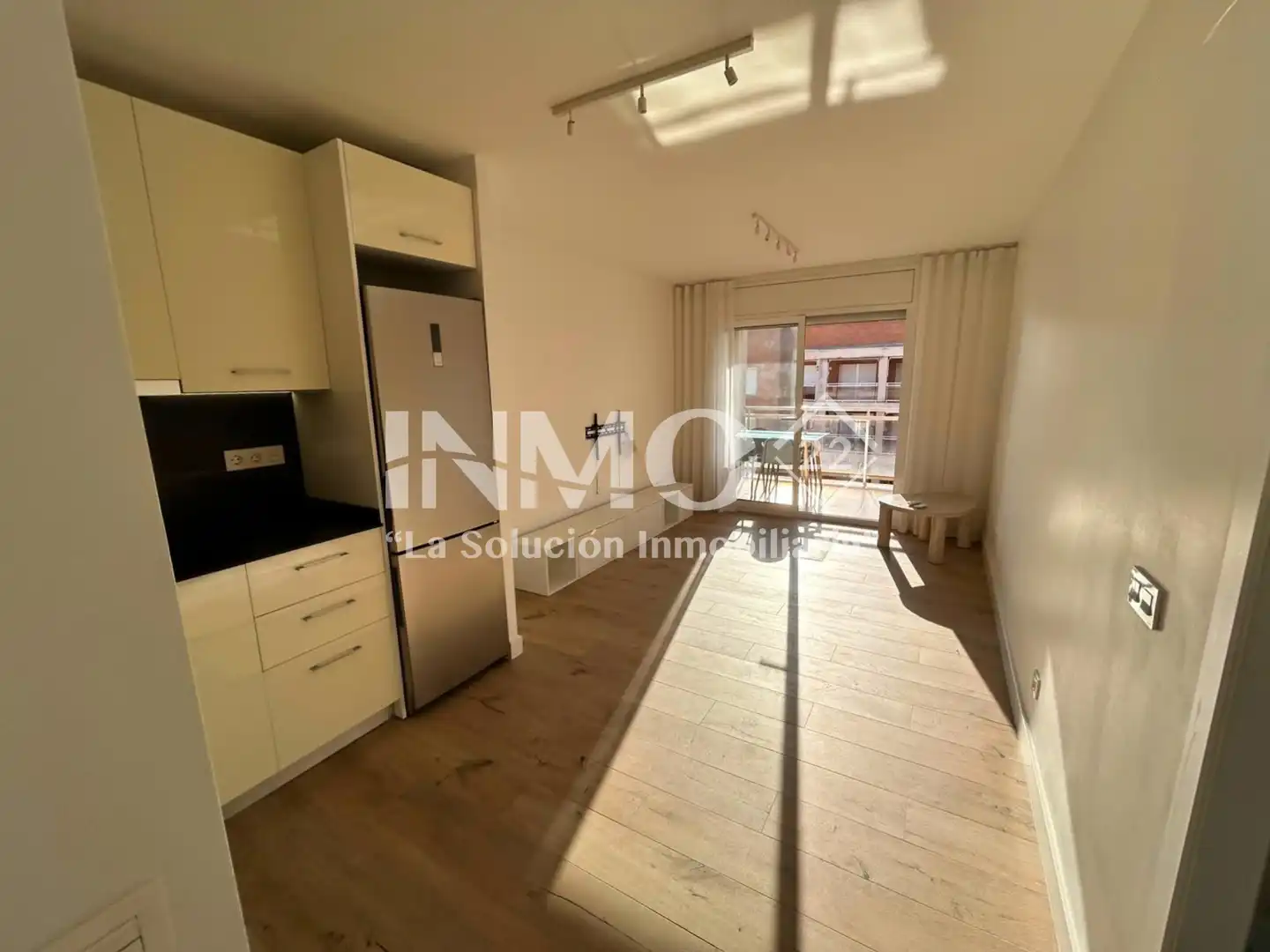 Apartment mit Pool zum Verkauf in Carrer Ventura Gassol 16, imagen 3