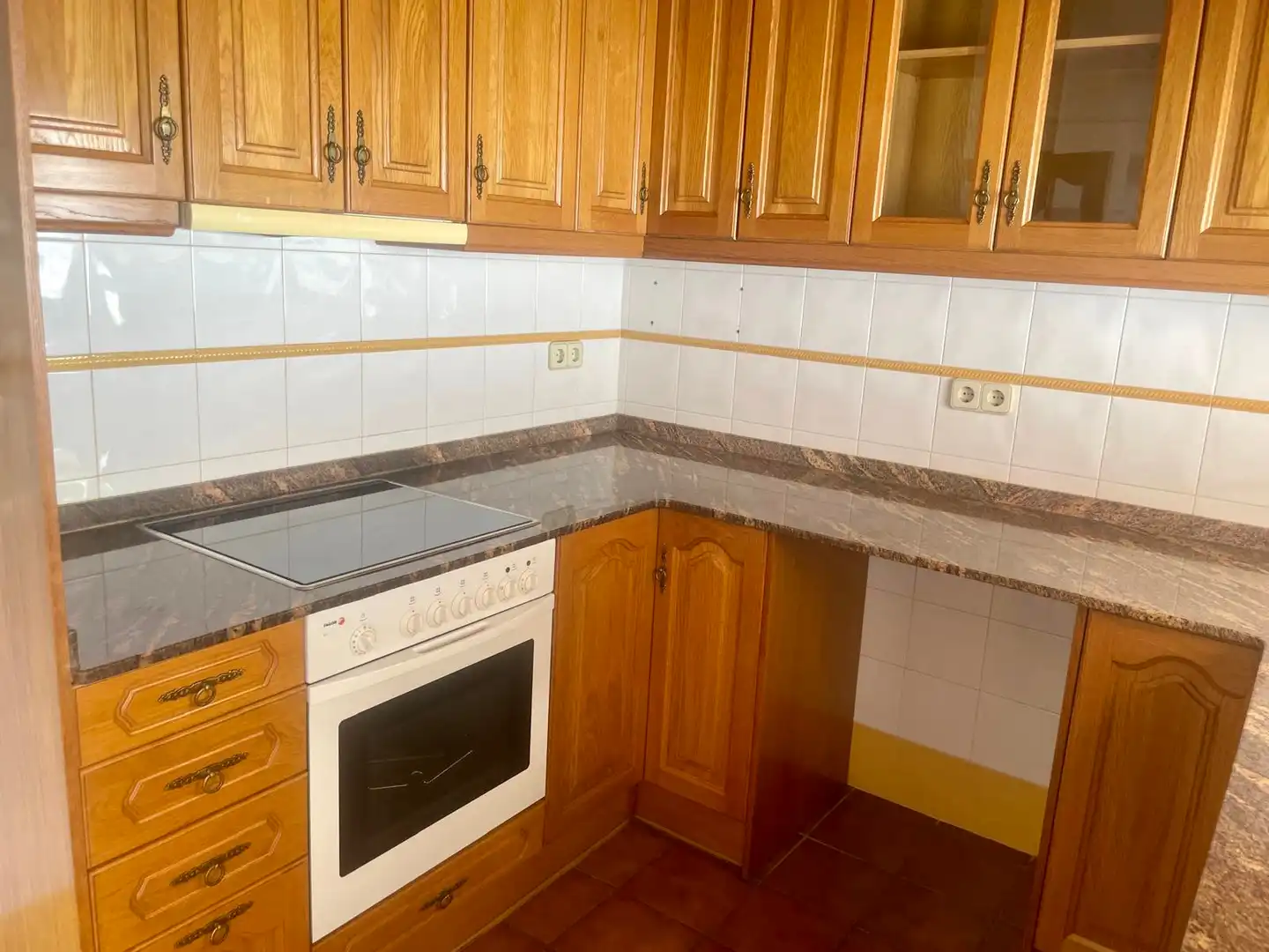 Cocina de Casa o chalet de alquiler en Esplugues de Llobregat con Aire acondicionado, Calefacción y Horno