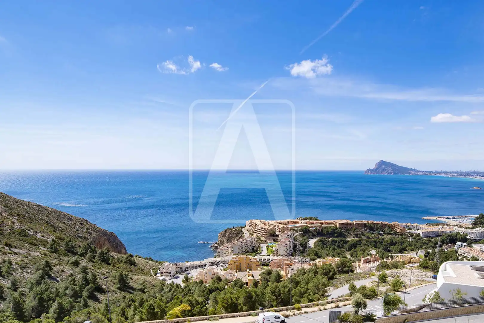 Chalet con piscina en venta en Maryvilla, imagen 2