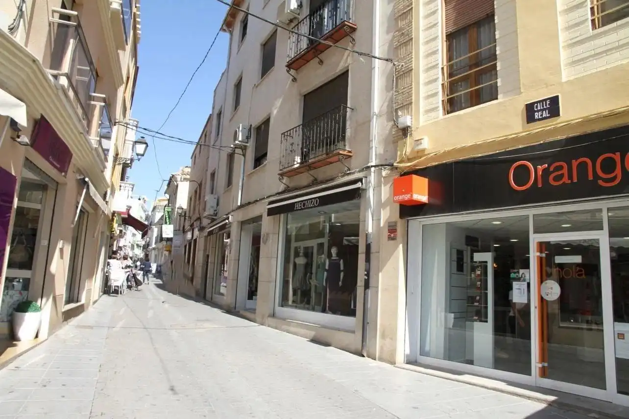 Exterior view of Commercial properties for sale in Utiel