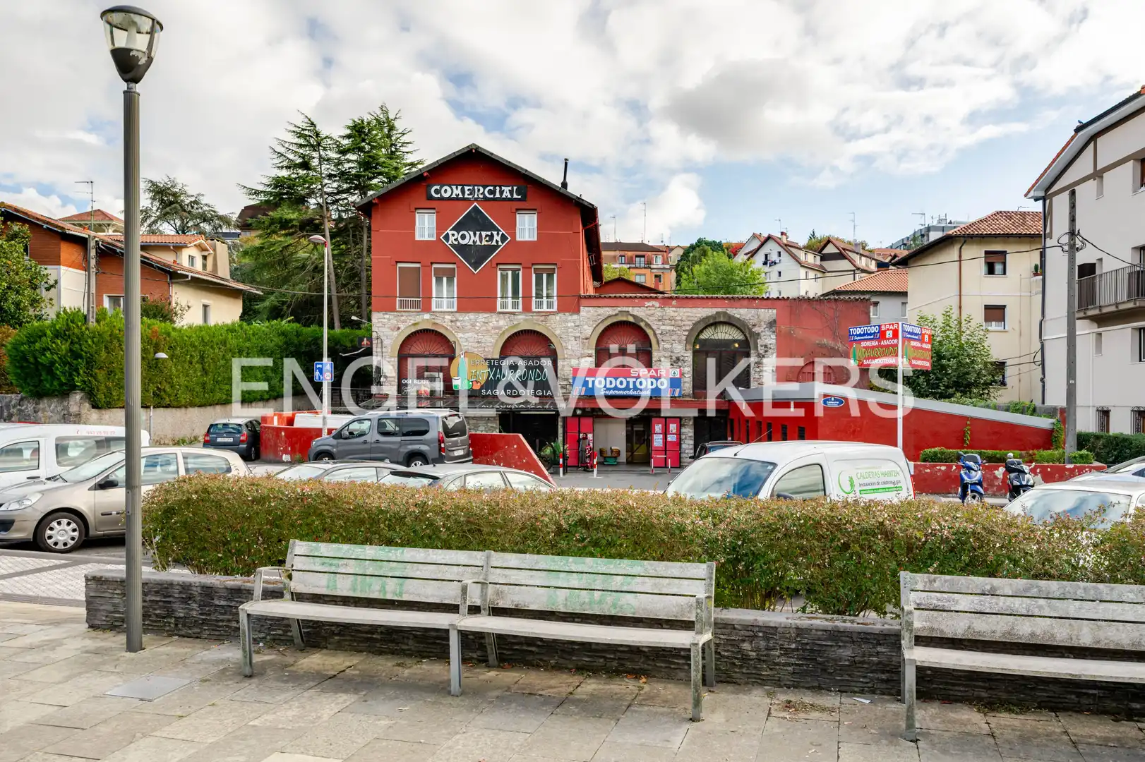 Flat with garden for sale in Zubiaurre Pasealekua, imagen 47