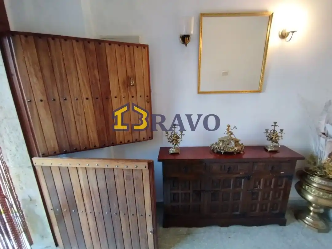 Casa o xalet en venda en Merindad de Valdivielso amb Calefacció i Balcó