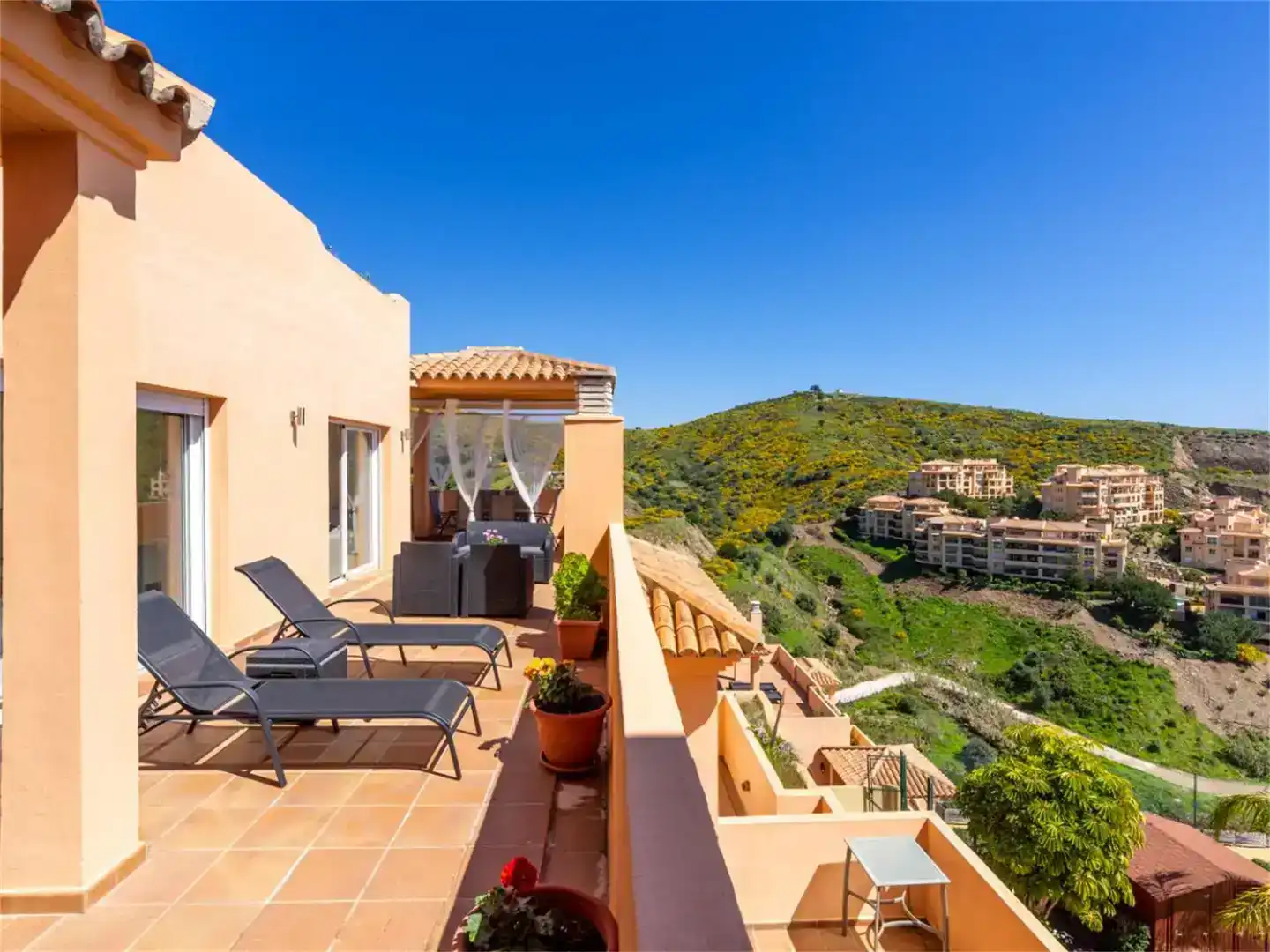 Terraza de Ático en venta en Mijas con Aire acondicionado y Piscina
