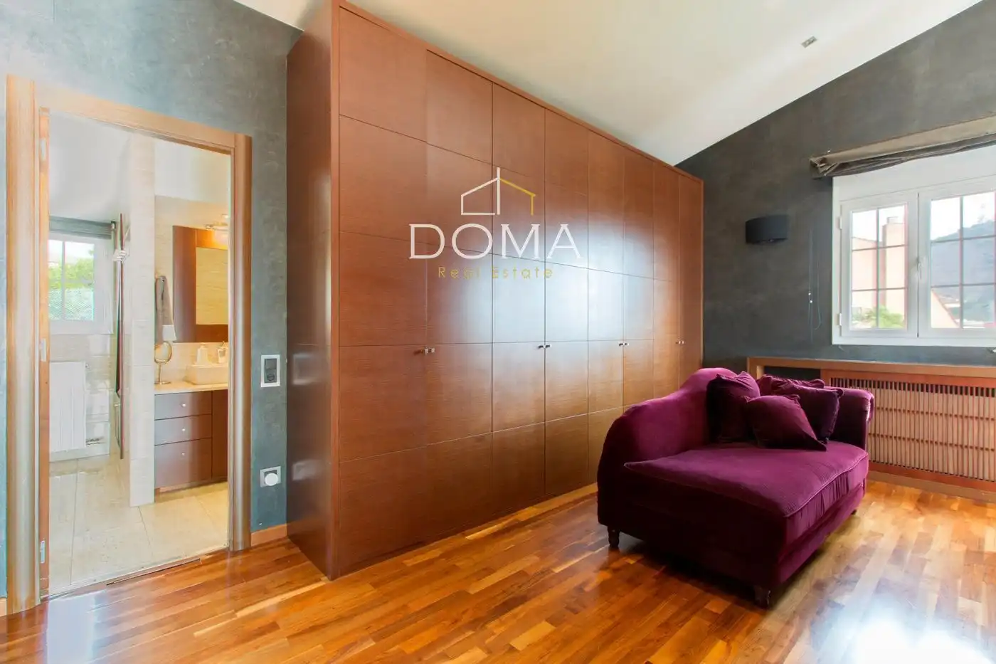 Habitación de Casa adosada en venta en Esplugues de Llobregat con Aire acondicionado, Calefacción y Terraza