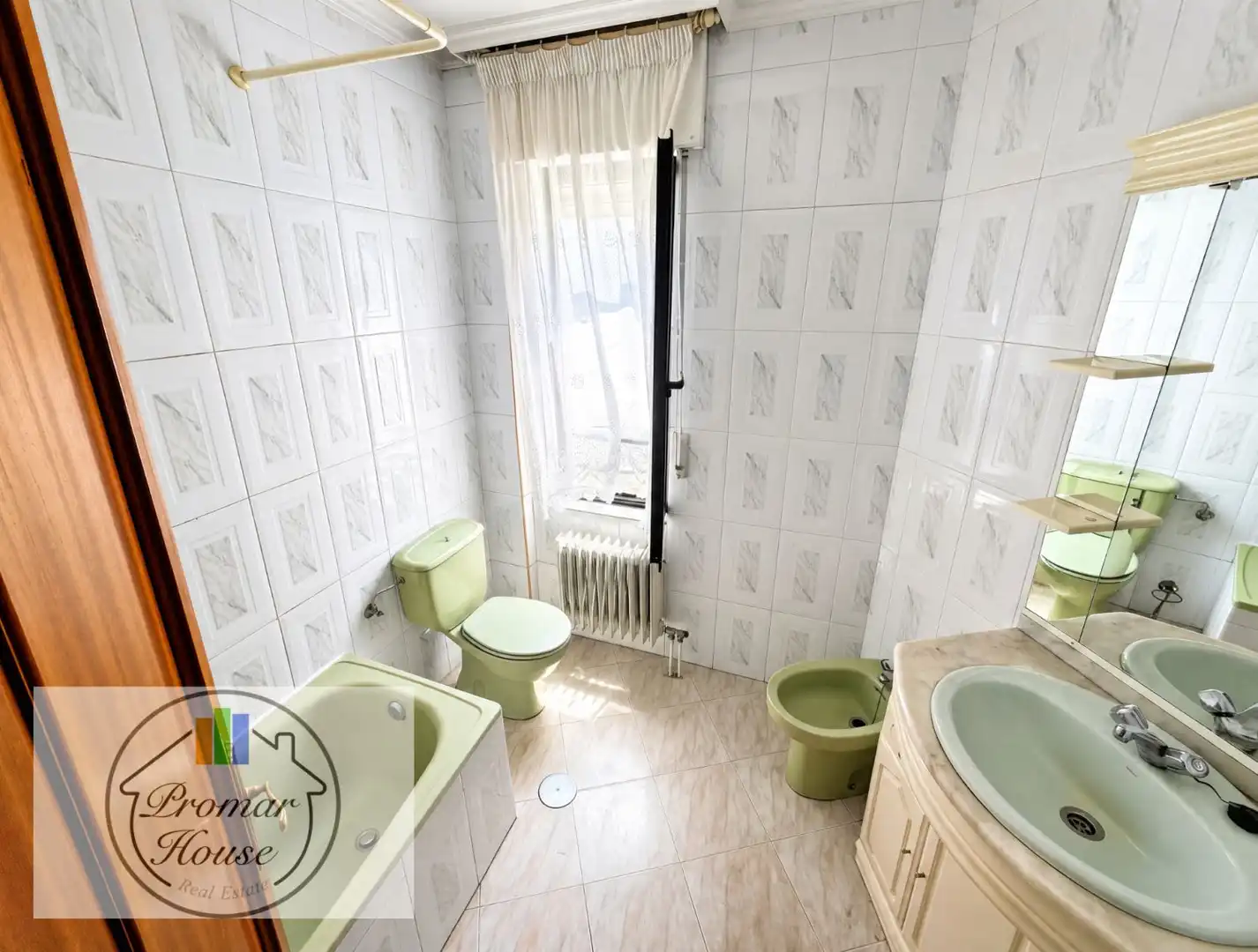 Bathroom of Flat for sale in Peñaranda de Bracamonte  with Heating