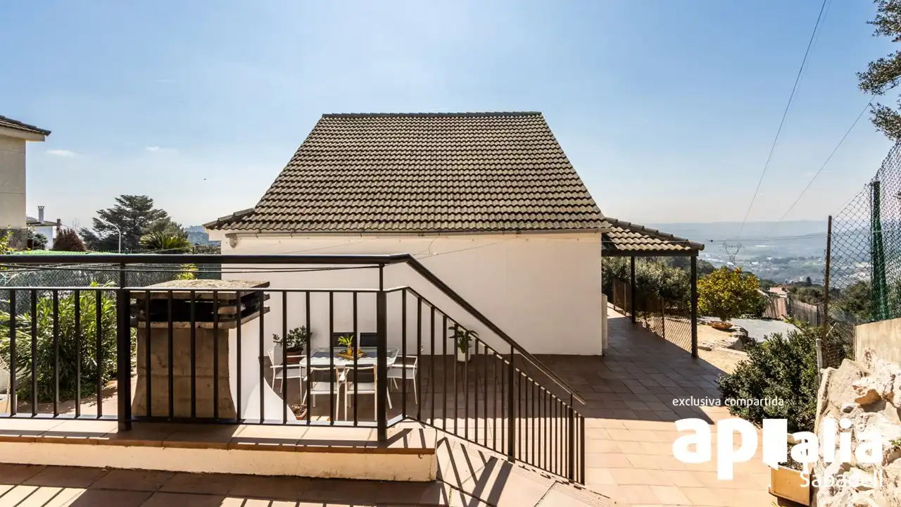 Terraza de Casa o chalet en venta en Caldes de Montbui con Calefacción, Jardín privado y Terraza