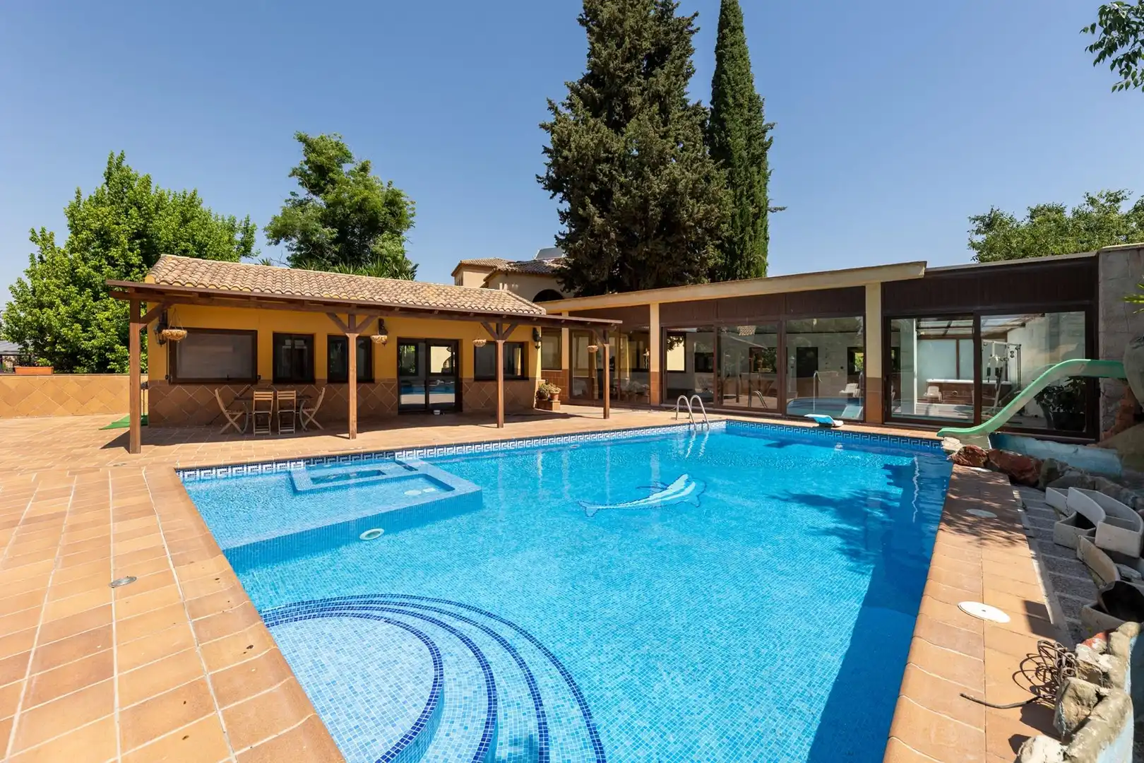 Piscina de Casa o chalet en venta en Villa de Otura con Aire acondicionado, Jardín privado y Terraza