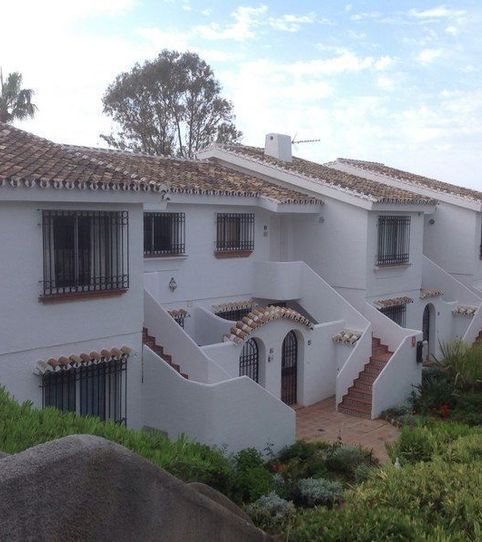 Foto 2 de Casa o chalet en venta en Avenida Sol de Miraflores, 2, Riviera del Sol, Mijas
