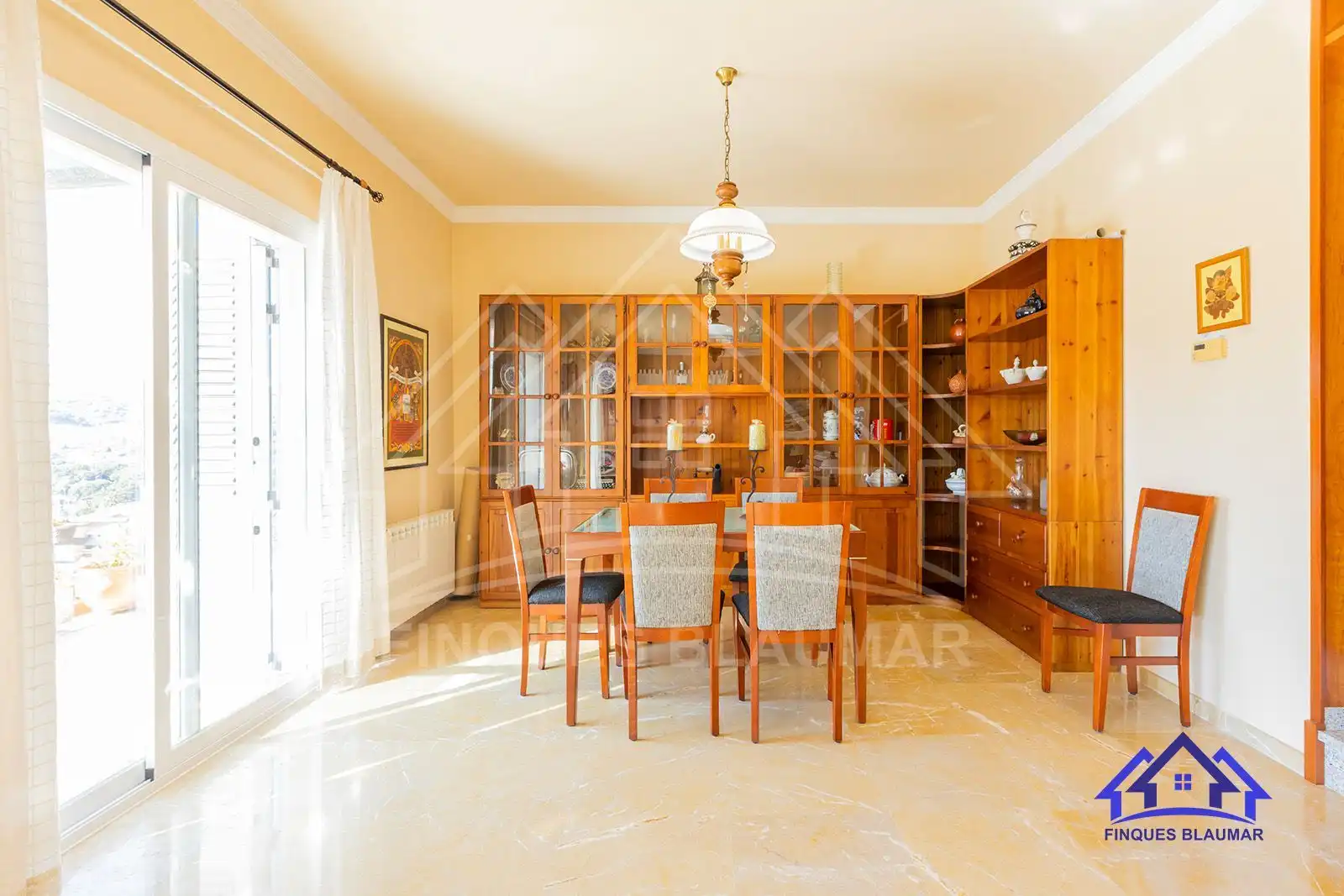 Comedor de Casa o chalet en venta en Arenys de Munt con Calefacción, Jardín privado y Trastero