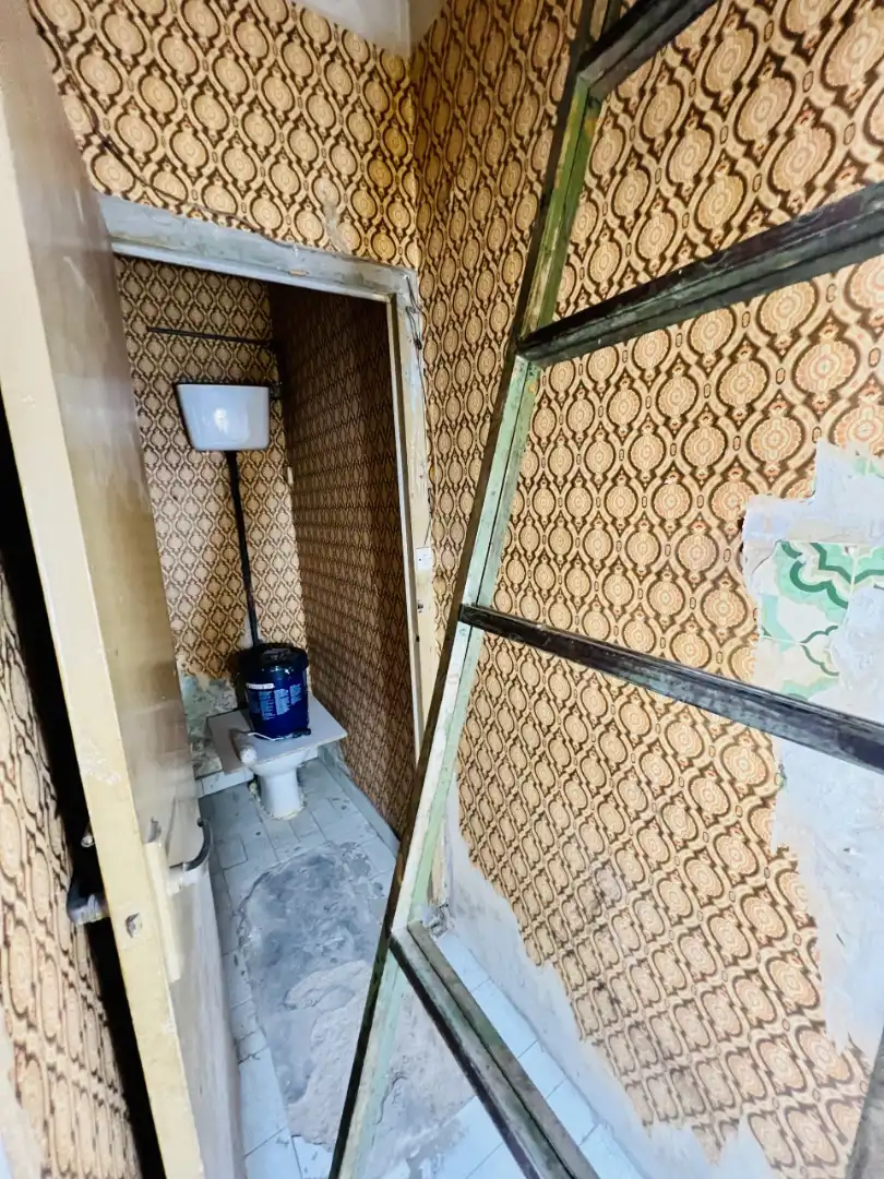 Baño de Local en venta en Zaragoza