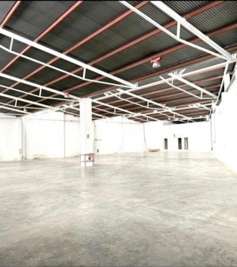 Foto 2 von Fabrikhallen zum Verkauf in Santa Rita, Paterna