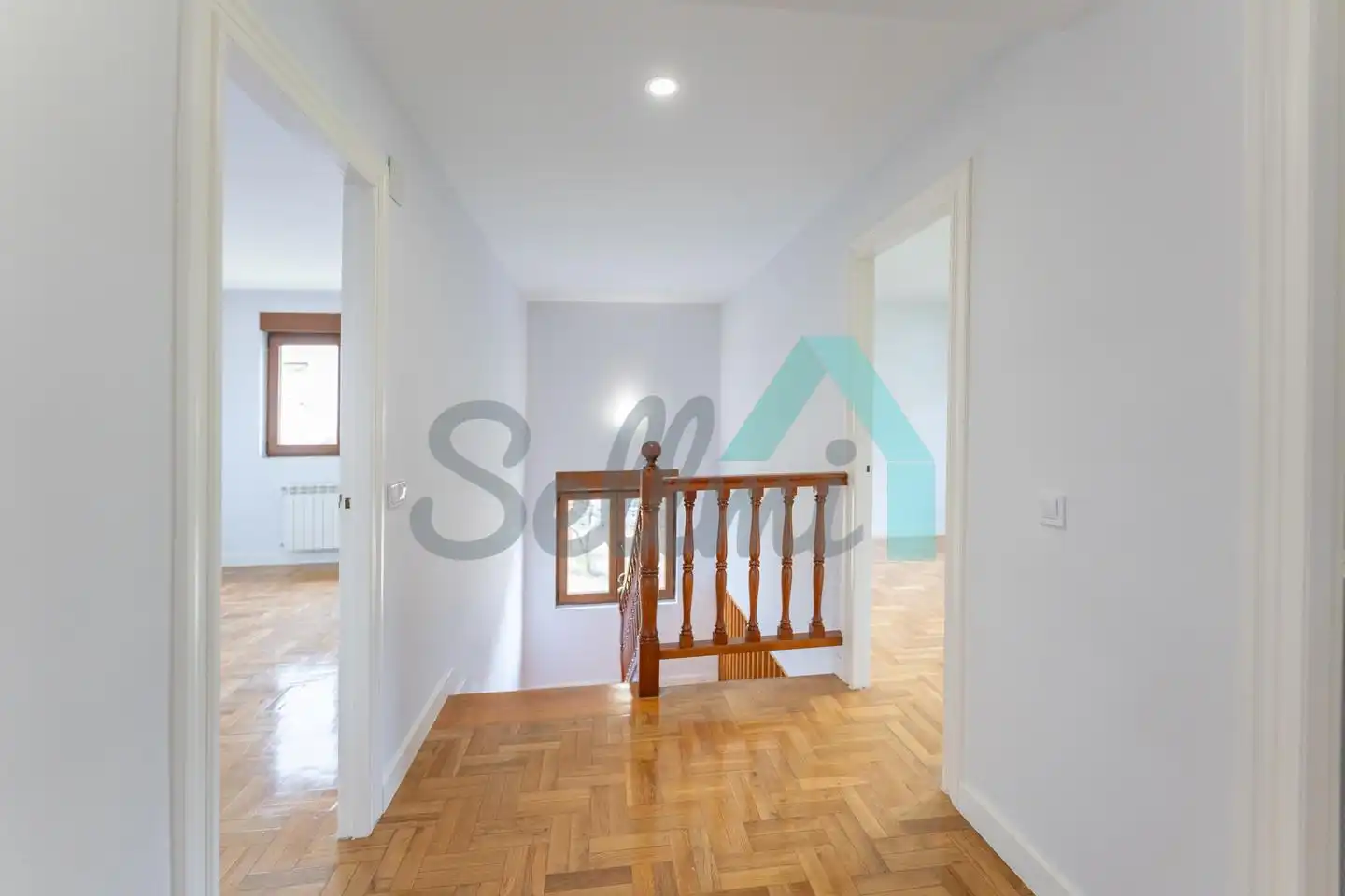 Casa adosada de lloguer en Oviedo  amb Calefacció, Jardí privat i Parquet