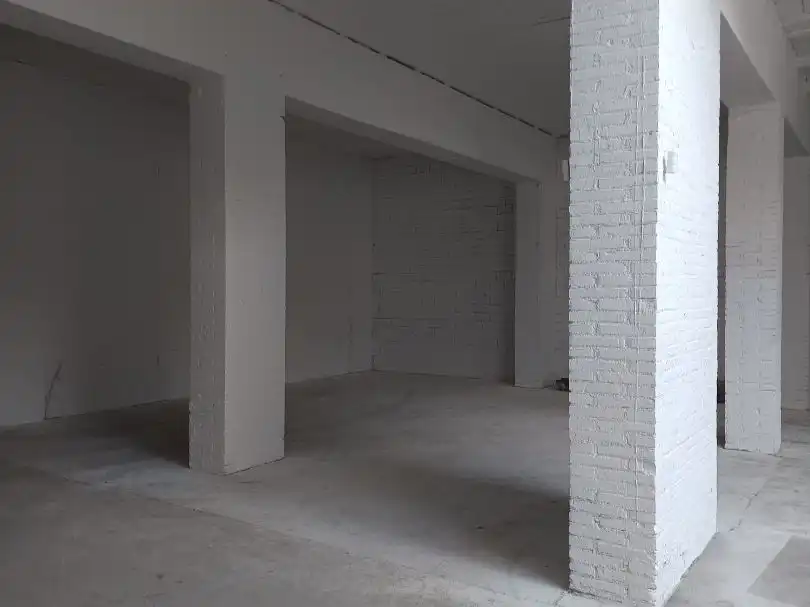 Gewerbefläche zur Miete in Comte Oliba 35, imagen 5