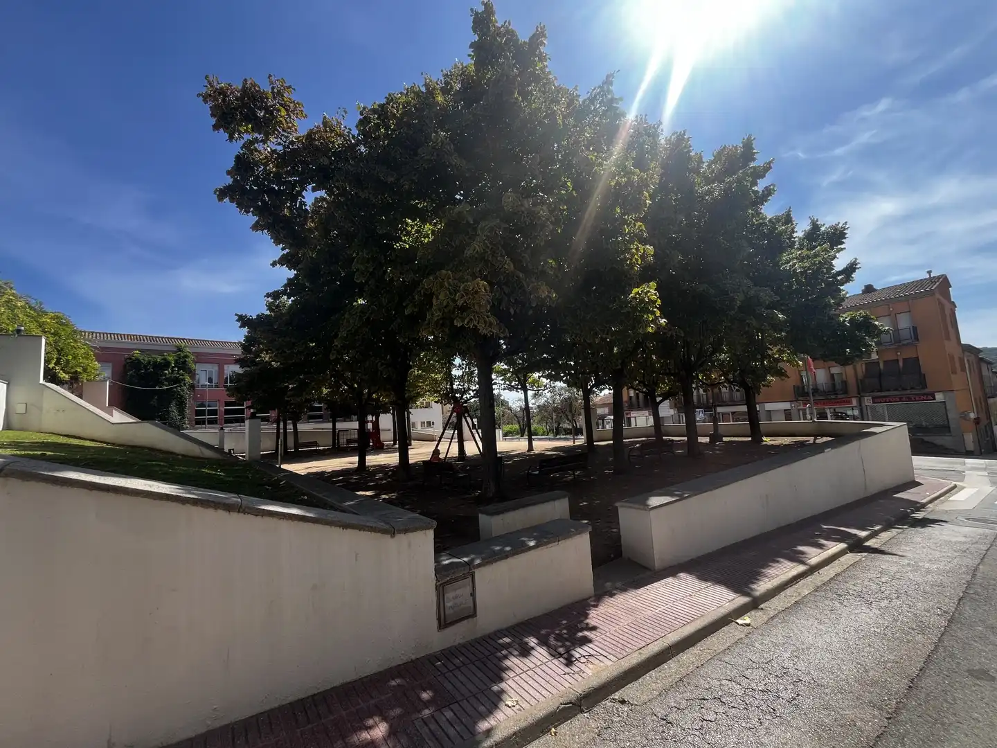 Vista exterior de Local de alquiler en Calonge i Sant Antoni