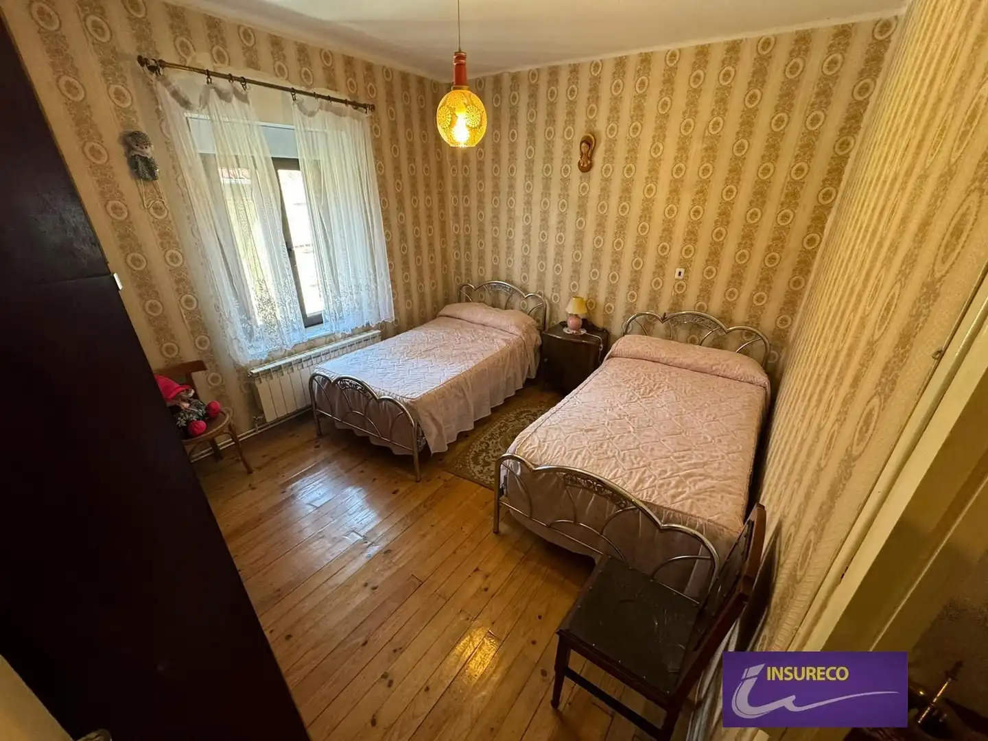 Dormitori de Casa o xalet en venda en Santa Marina del Rey amb Calefacció, Terrassa i Traster