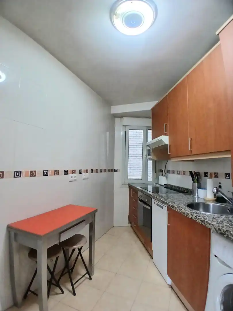 Piso de alquiler en Calle LUXEMBURGO, 1, HUCA - La Cadellada