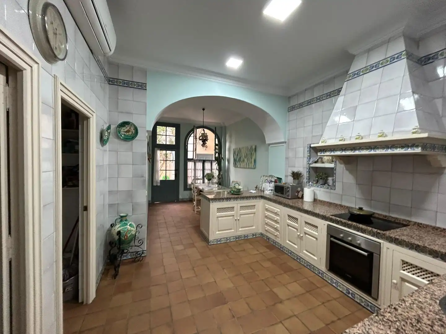 Casa adosada en venta en Carmona
