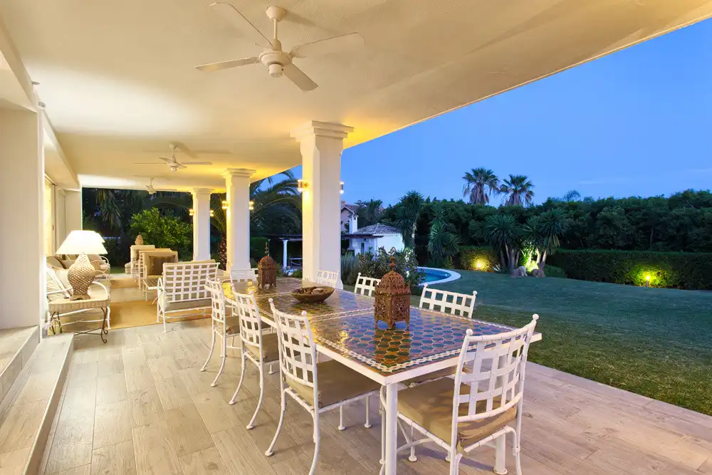 Terrassa de Casa o xalet de lloguer en Marbella amb Aire condicionat, Jardí privat i Terrassa