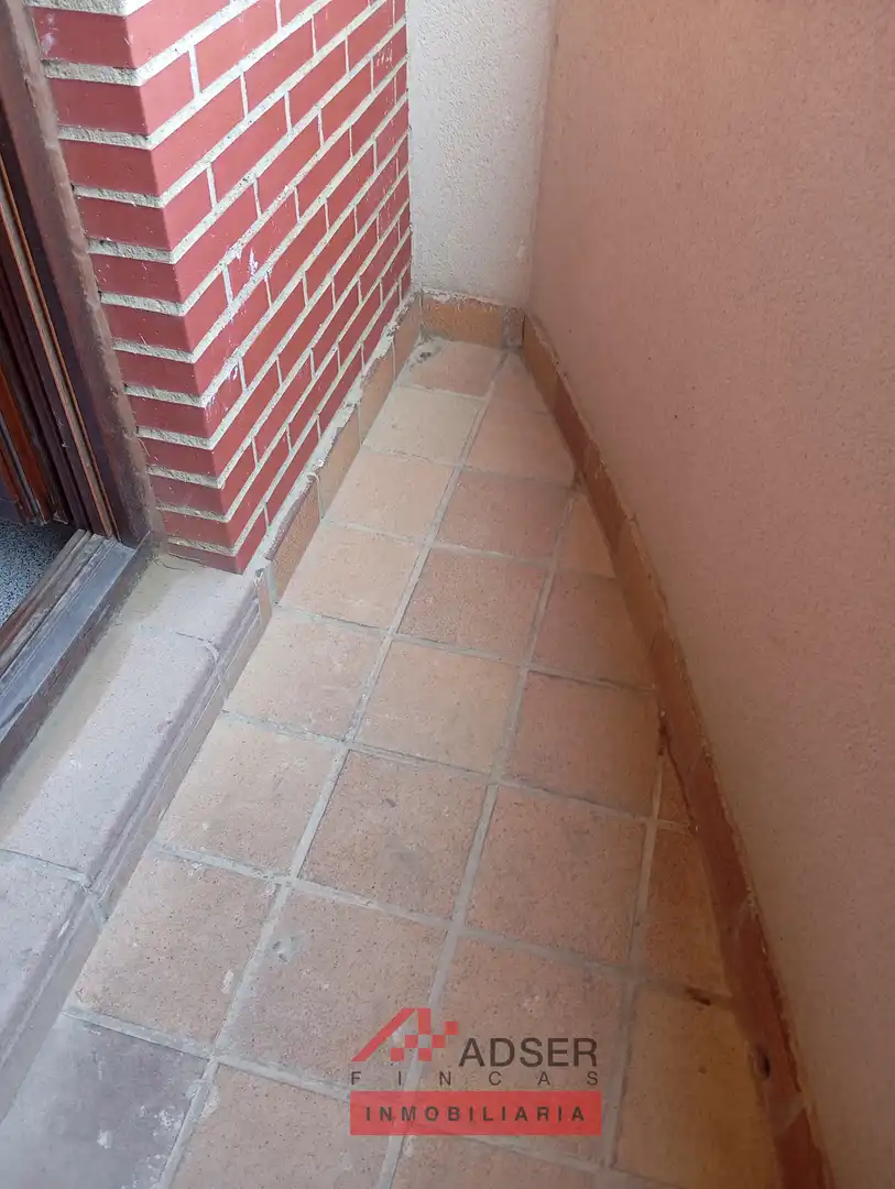 Terraza de Piso en venta en  Logroño con Calefacción, Jardín privado y Parquet