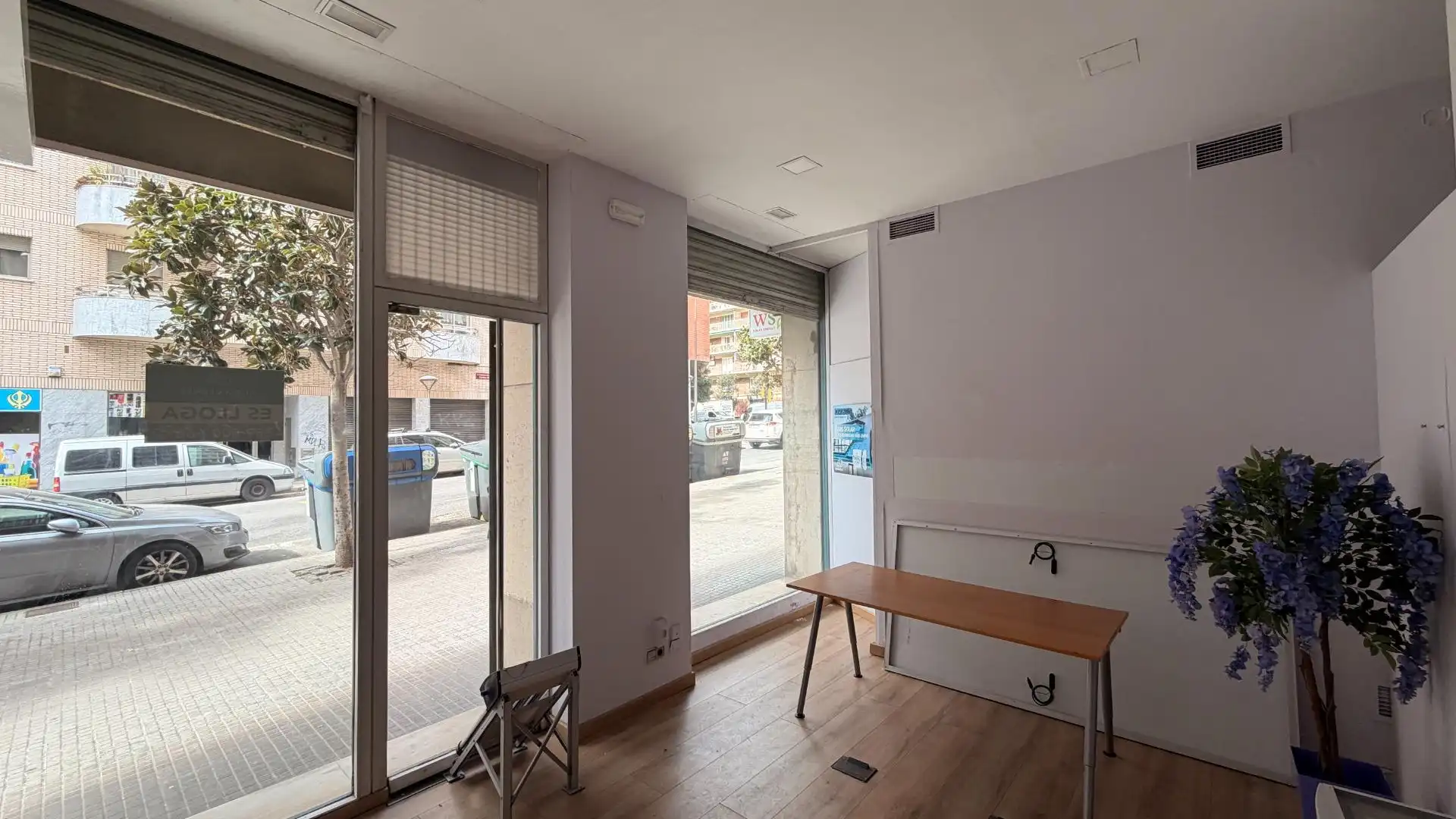 Premises for rent in Mestral