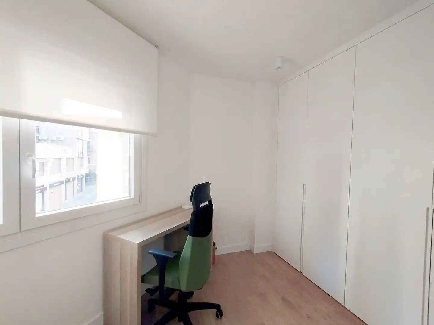 Schlafzimmer von Wohnung zur Miete in Málaga mit Klimaanlage, Heizung und Terrasse