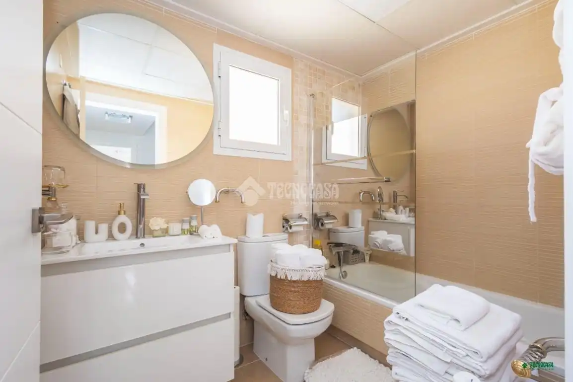 Semi-detached house with terrace for sale in Vera Ciudad, imagen 9