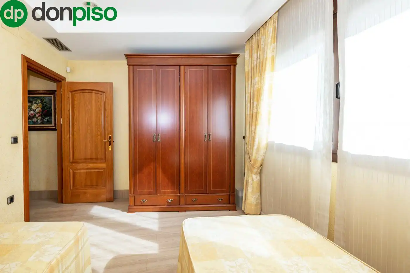 Bedroom of Houses for sale in Granada  with Air Conditioner, Heating and Terrace