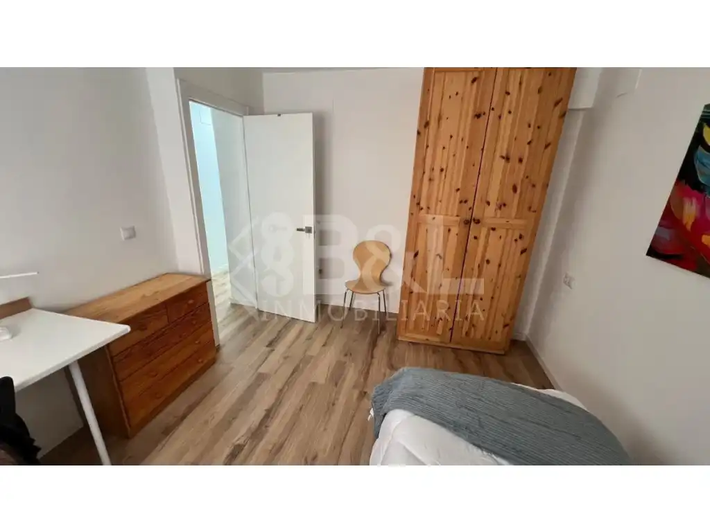 Habitación de Piso en venta en Huelva con Amueblado y Balcón