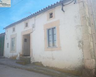 Vista exterior de Casa o xalet en venda en Fuentesaúco de Fuentidueña