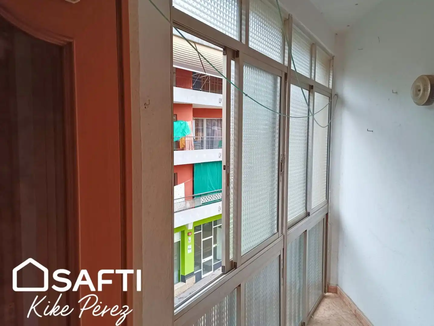 Exterior view of Flat for sale in Sant Andreu de la Barca  with Heating and Balcony