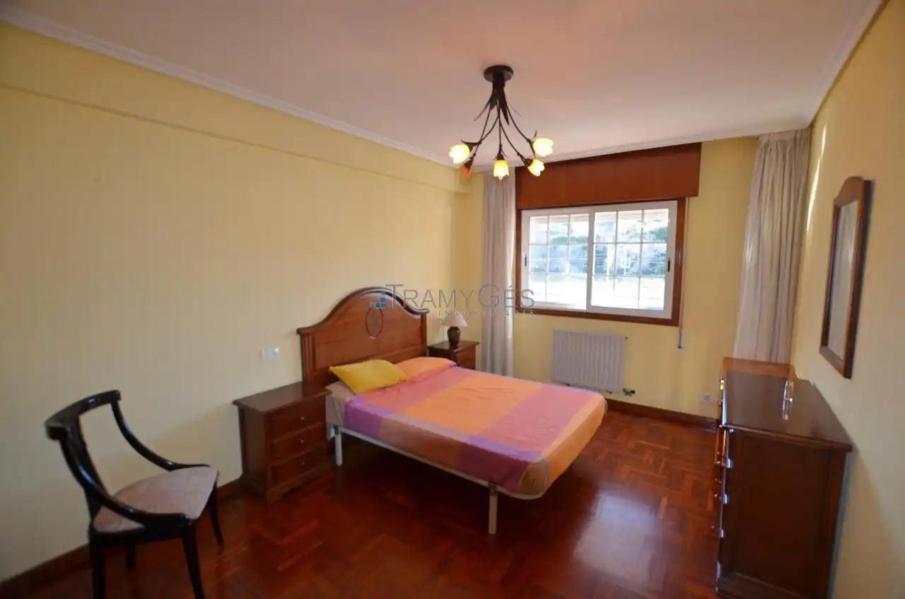 Bedroom of Flat for sale in Tui  with Heating, Parquet flooring and Balcony