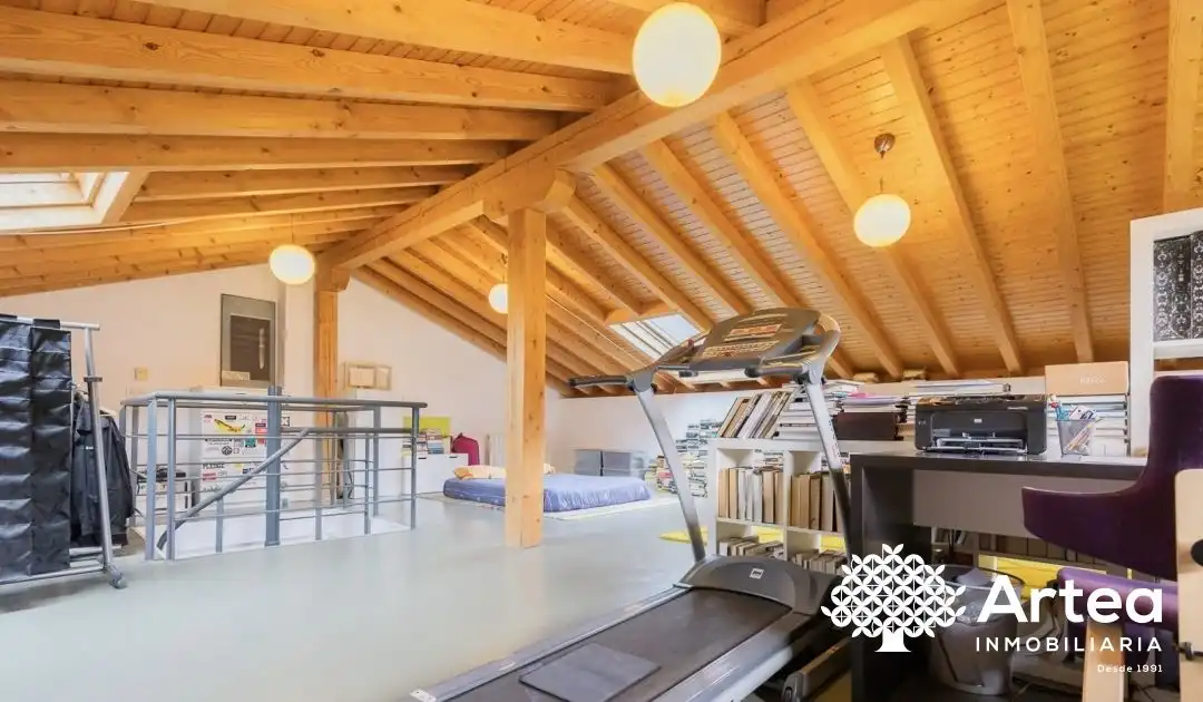 Detached homes for sale in Lezama  with Heating, Private garden and Terrace