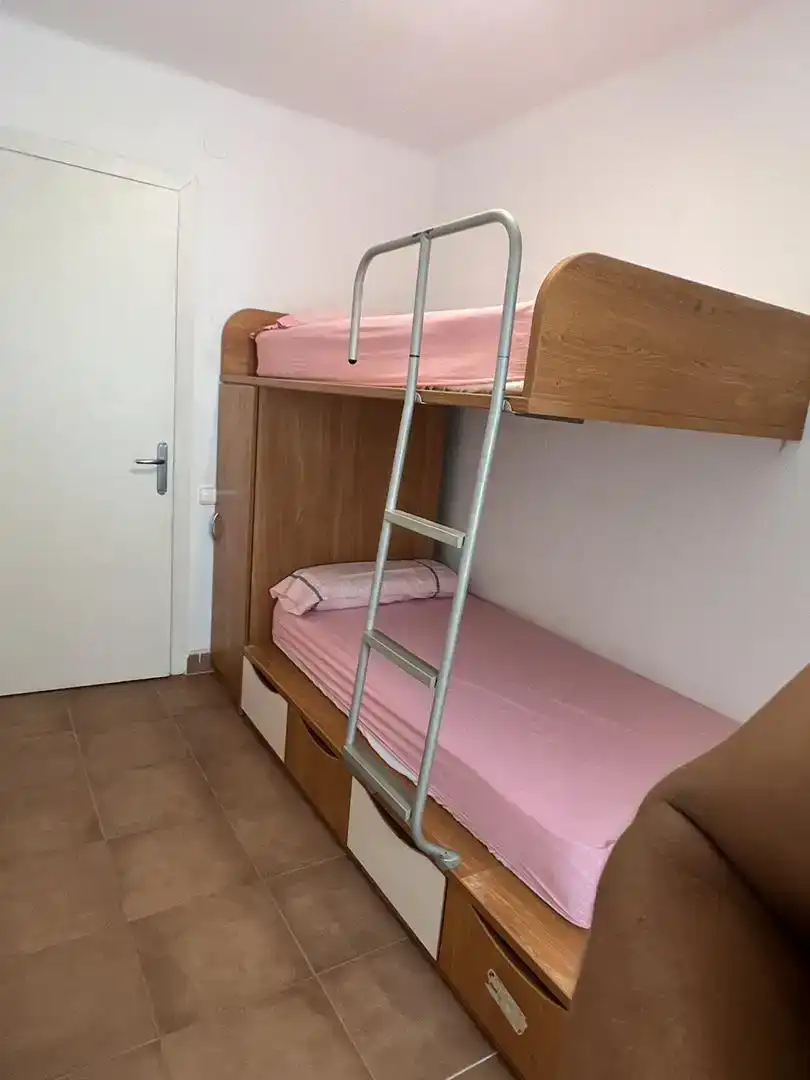 Habitación de Piso en venta en Sant Pol de Mar con Horno, Lavadora y Microondas