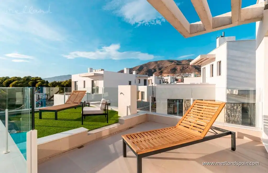 Detached house with pool for sale in Golf Bahía, imagen 6