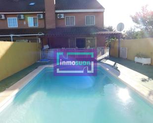 Swimming pool of Single-family semi-detached for sale in Torrejón de Velasco  with Air Conditioner, Terrace and Swimming Pool